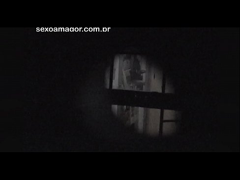 ❤️ ブロンドが空洞のレンガの後ろに隠れた近所の盗撮犯に密かにビデオ撮影される ❤❌ at ja.sitevox.top ❌️❤